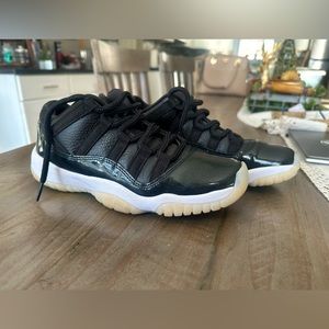 jordan retro 11s black, youth size 7